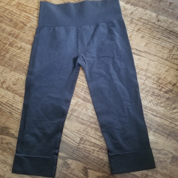 lululemon athletica Pants - Lululemon Crops